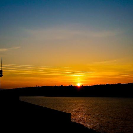Youghal Luaran gambar